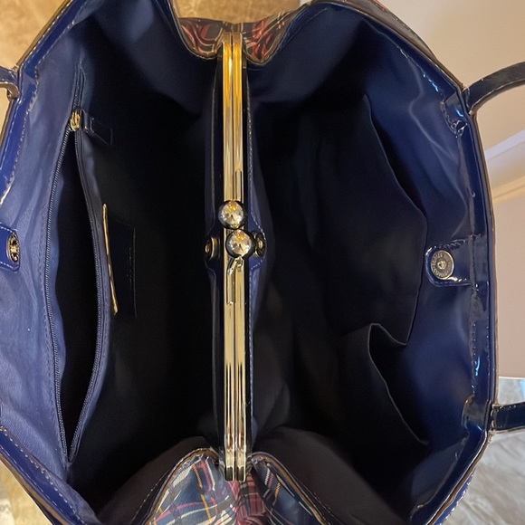 Coach purse - Picture 4 of 6